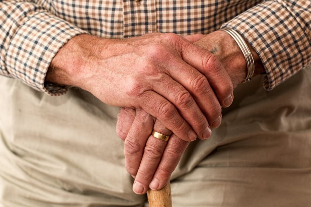 hands-walking-stick-elderly-old-person-33786.jpg